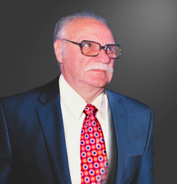 Fundador Estudio-250
